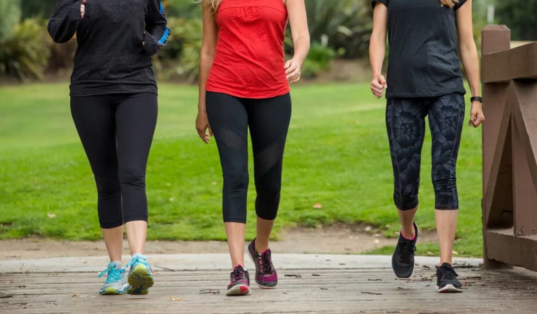 How Long Does It Take to Walk 5 Miles by Age and Pace? - Verywell Shape